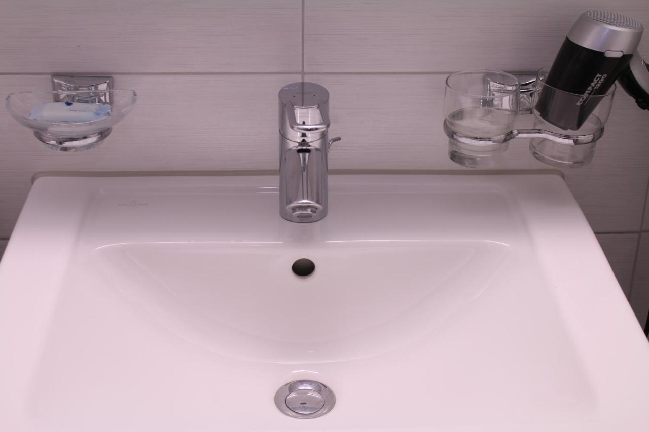 Hotel Adler Schupfheim Bagian luar foto