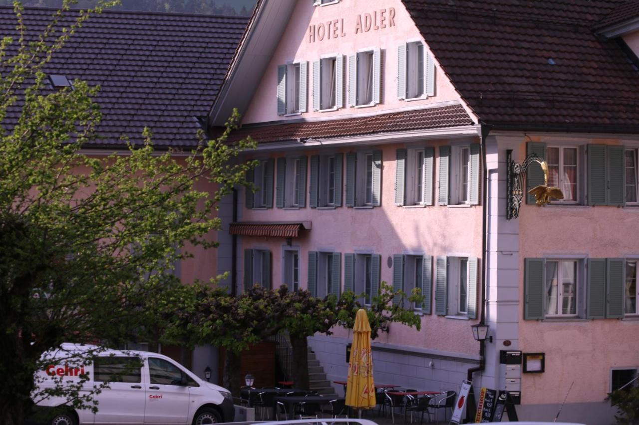 Hotel Adler Schupfheim Bagian luar foto