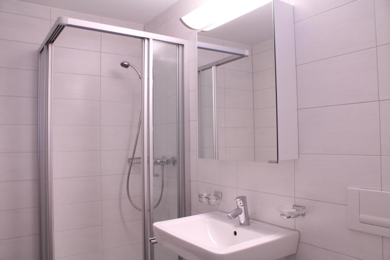 Hotel Adler Schupfheim Bagian luar foto