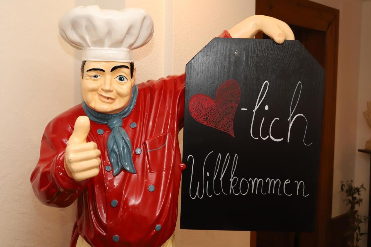 Hotel Adler Schupfheim Bagian luar foto