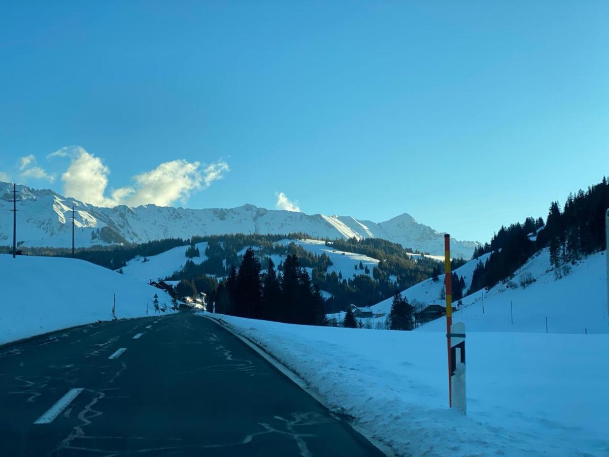 Hotel Adler Schupfheim Bagian luar foto